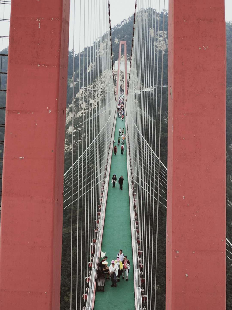 蒙山景区玻璃桥图片