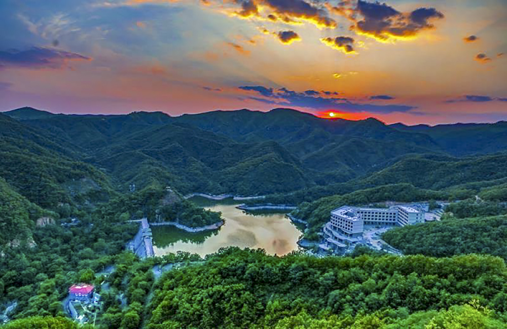 048 2019年6月10日拍摄于博樵岭前风景区.落日余晖.摄影:孙冬梅.jpg